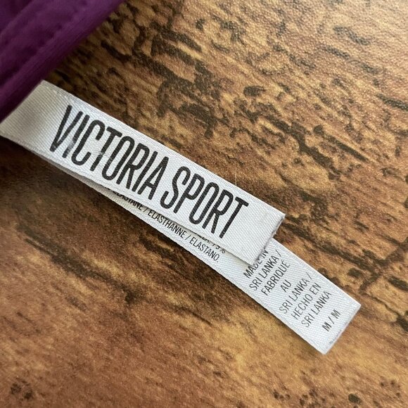 Victorias Secret Sports Bra Sz M Purple Mesh Panel Strappy Back Low Impact Yoga - Picture 7 of 7
